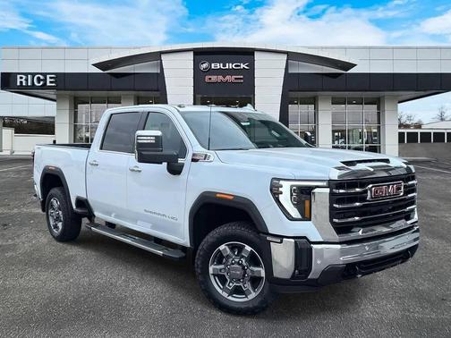 Glacier White Tricoat 2026 GMC Sierra 2500 SLT