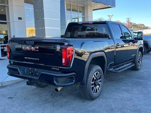 2022 GMC Sierra 2500 AT4