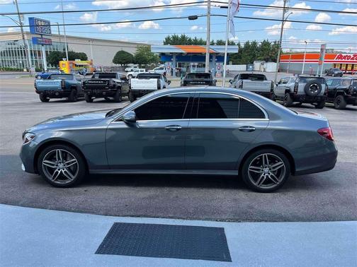 2017 Mercedes-Benz E-Class 4MATIC