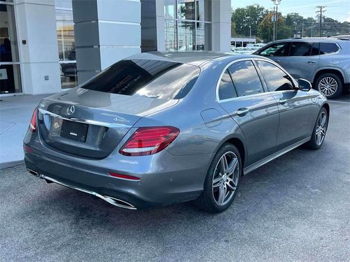 2017 Mercedes-Benz E-Class 4MATIC