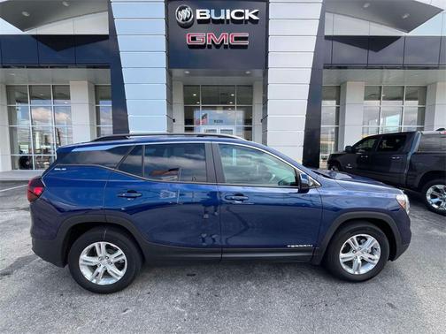 2023 GMC Terrain SLE