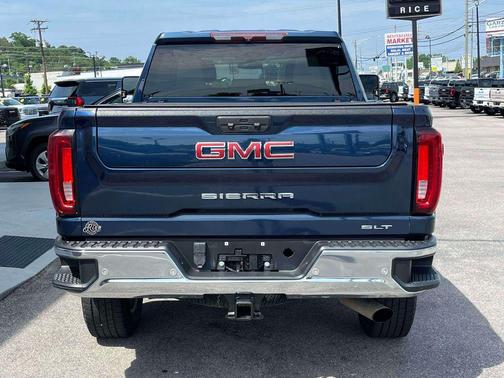 Pacific Blue Metallic 2021 GMC Sierra 2500 SLT