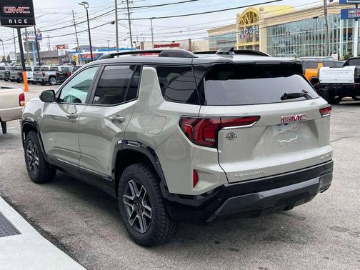 2026 GMC Terrain AWD AT4