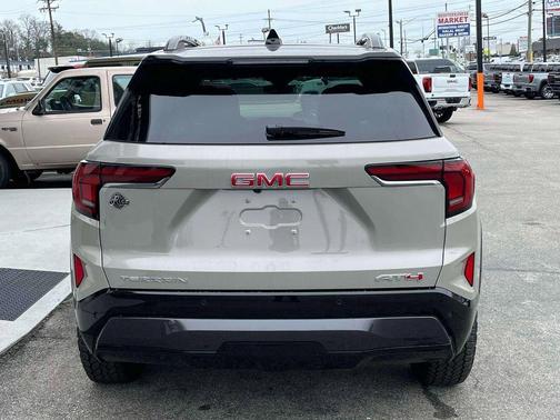 2026 GMC Terrain AWD AT4