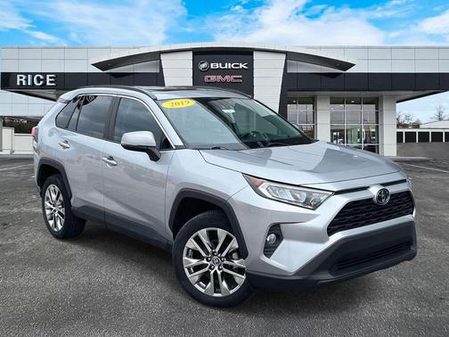2019 Toyota RAV4 XLE Premium
