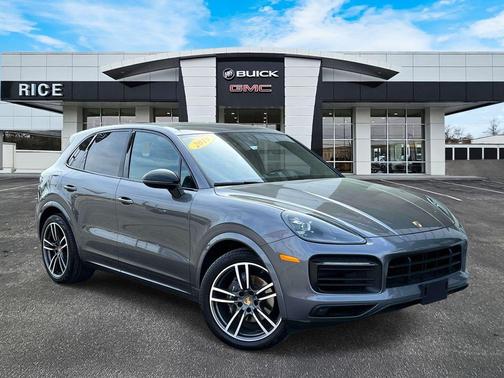 Quartzite Metallic 2019 Porsche Cayenne Cayenne