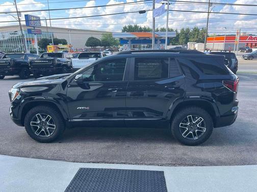 2026 GMC Terrain AWD AT4