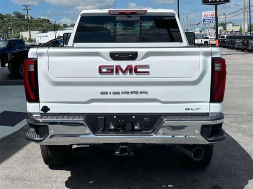 2025 GMC Sierra 3500 SLT