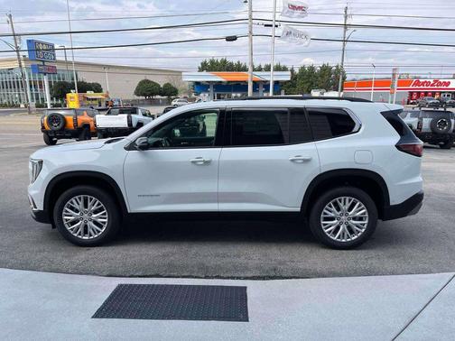 2026 GMC Acadia Elevation AWD