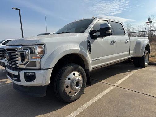 2022 Ford F-450 Platinum