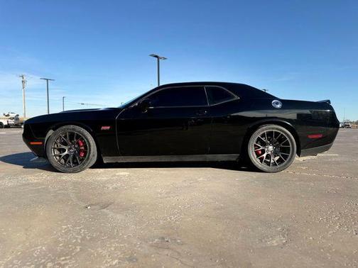 2016 Dodge Challenger SRT 392