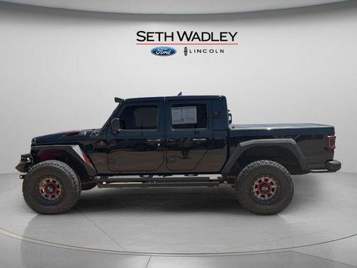 Black Clearcoat 2022 Jeep Gladiator Rubicon