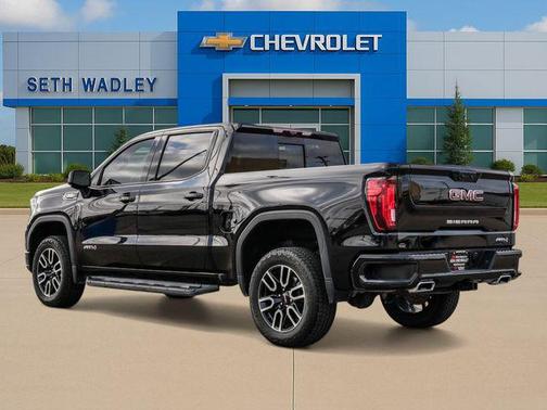 Onyx Black 2025 GMC Sierra 1500 AT4