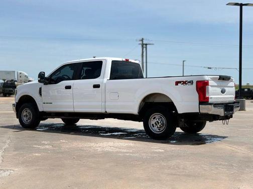Oxford White 2019 Ford F-250 XL