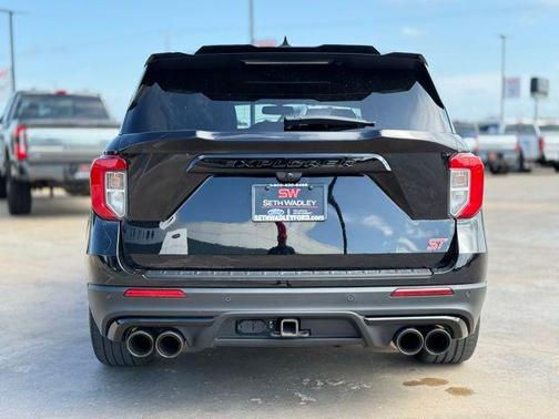Agate Black Metallic 2024 Ford Explorer ST