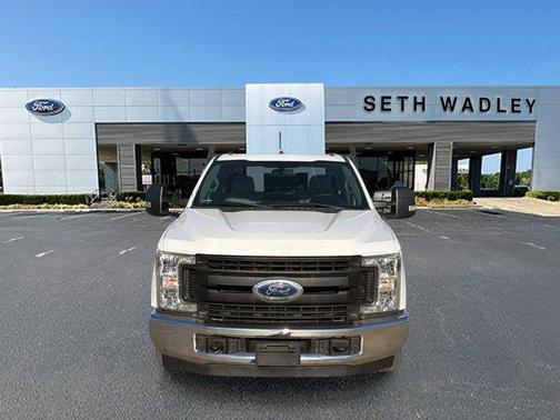 Oxford White 2019 Ford F-350 XL