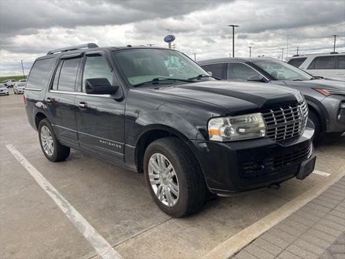 2009 Lincoln Navigator Base