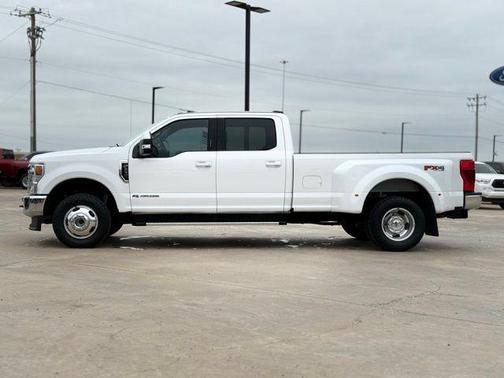 Oxford White 2020 Ford F-350 Lariat
