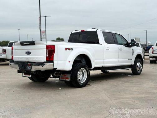 Oxford White 2020 Ford F-350 Lariat
