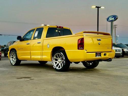 2005 Dodge Ram 1500 SRT-10 Quad Cab