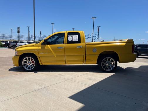 2005 Dodge Ram 1500 SRT-10 Quad Cab