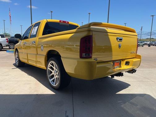 2005 Dodge Ram 1500 SRT-10 Quad Cab