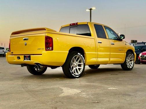 2005 Dodge Ram 1500 SRT-10 Quad Cab