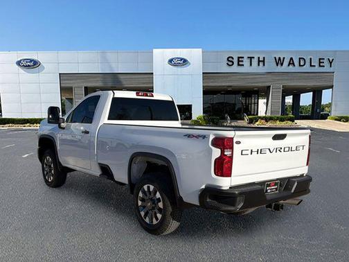 2025 Chevrolet Silverado 2500 WT