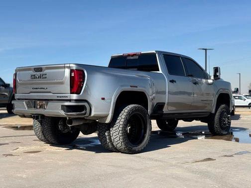 2025 GMC Sierra 3500 Denali