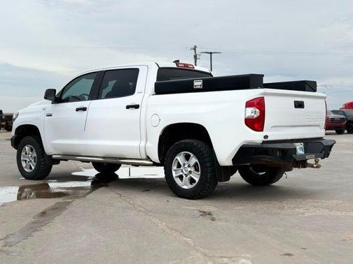 2020 Toyota Tundra SR5