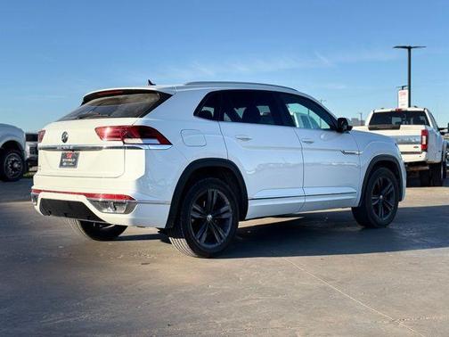 2021 Volkswagen Atlas Cross Sport 3.6L V6 SE w/Technology R-Line