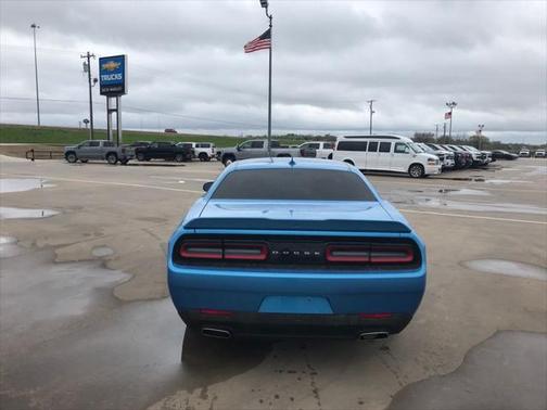 2016 Dodge Challenger SXT