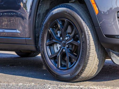 2024 Jeep Grand Cherokee L Altitude