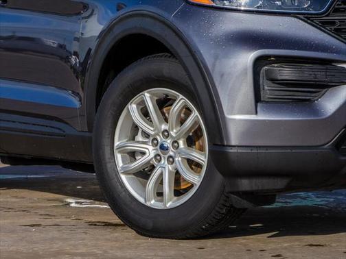 2021 Ford Explorer Base