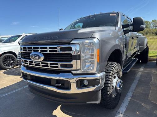 2023 Ford F-350 XLT
