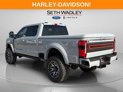 Avalanche 2026 Ford F-250 Lariat