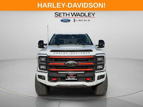 Avalanche 2026 Ford F-250 Lariat