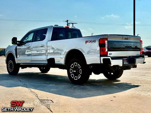 2025 Ford F-350 Platinum