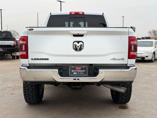2023 RAM 2500 Laramie Crew Cab 4x4 6'4' Box