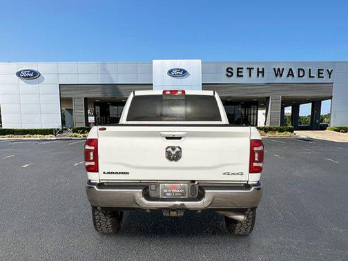 2023 RAM 2500 Laramie Crew Cab 4x4 6'4' Box