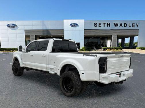 2026 Ford F-450 Platinum
