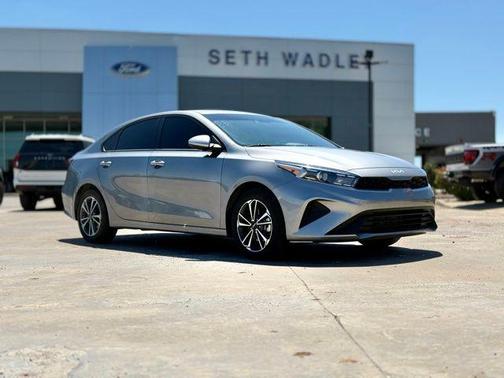 Steel Gray 2024 Kia Forte LXS