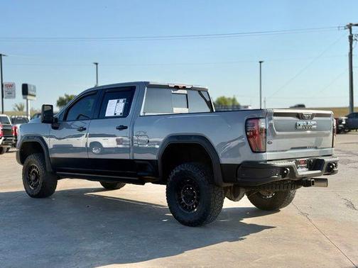 Thunderstorm Gray 2024 GMC Sierra 2500 AT4X