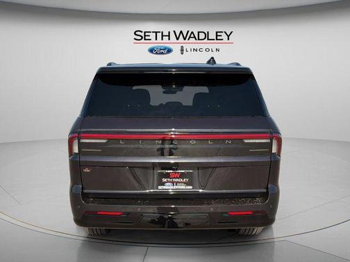 Starlight Gray Premium Colorant 2026 Lincoln Navigator Reserve