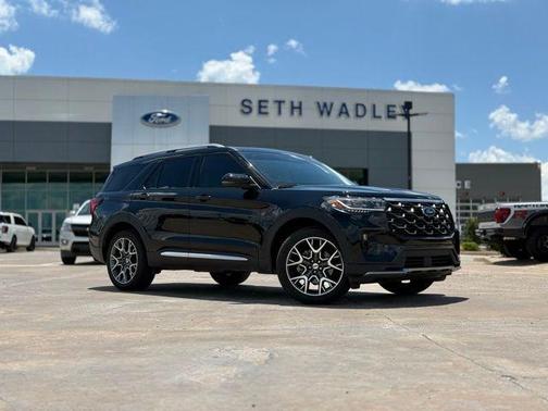 Agate Black Metallic 2025 Ford Explorer Platinum