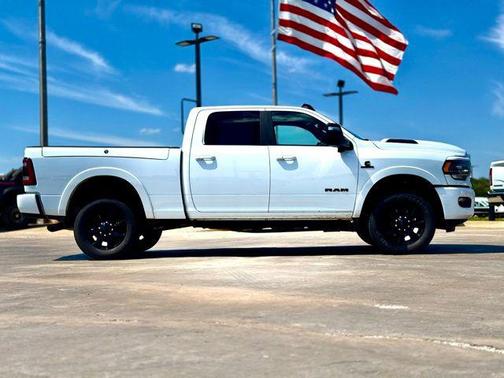 2024 RAM 2500 Limited Crew Cab 4x4 6'4' Box