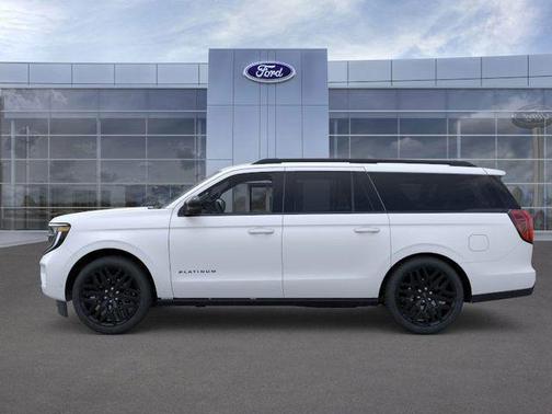 Star White Metallic Tri-Coat 2026 Ford Expedition Max Platinum