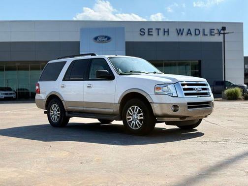 White Platinum Clearcoat Metallic 2012 Ford Expedition XLT