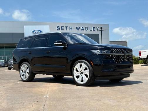 2025 Lincoln Navigator Black Label