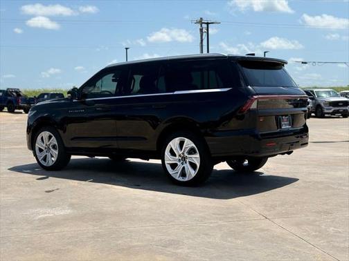 2025 Lincoln Navigator Black Label